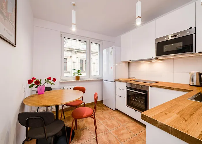 Old Town Square - Balcony, Location - By Rentujemy Appartement