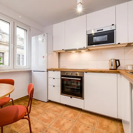 Old Town Square - Balcony, Location - By Rentujemy Βρότσλαβ